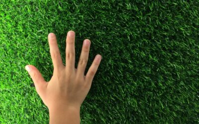 Cómo eliminar manchas difíciles en césped artificial