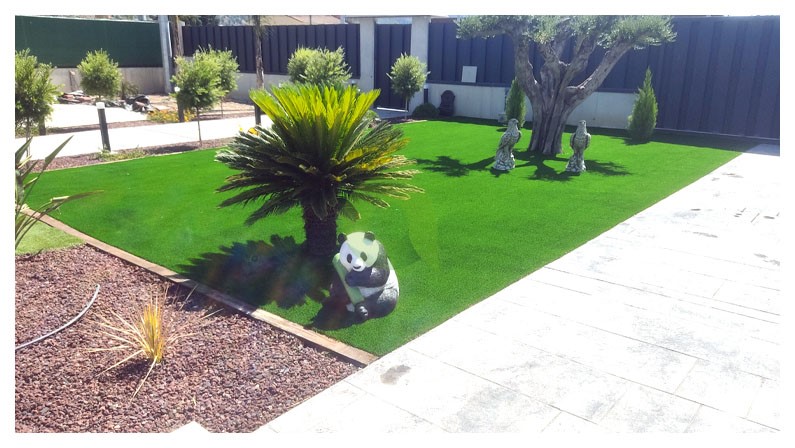 Césped artificial jardín